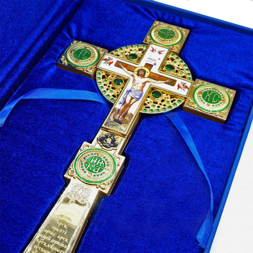Крест напрестольный деревянный с латунными позолоченными накладками, с эмалью и фианитами, 17,5х43,5 см фото 2