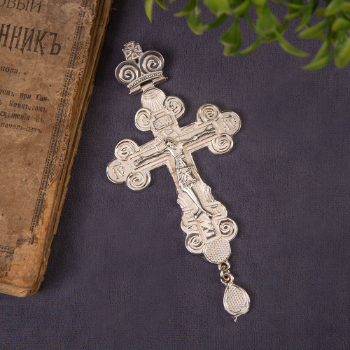 Крест наперсный из ювелирного сплава в серебрении, 6х12,5 см фото 2