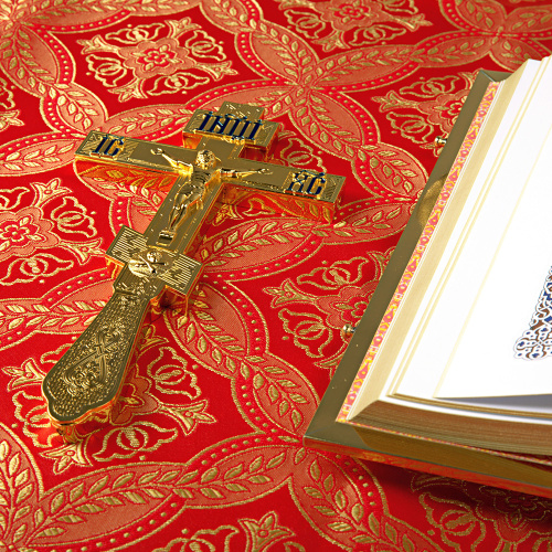 Облачение на престол красное, церковный шелк, 100х100х100 см фото 8