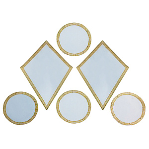 Платы под крест и лампаду белые, комплект, атласный шелк (золотой галун с рисунком "крест")