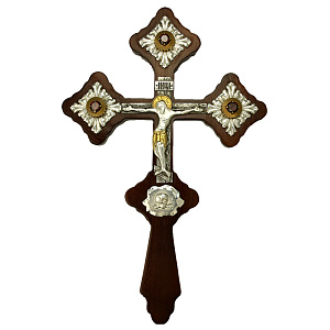Крест напрестольный из ювелирного сплава в серебрении на дереве, фианиты (с фианитами)