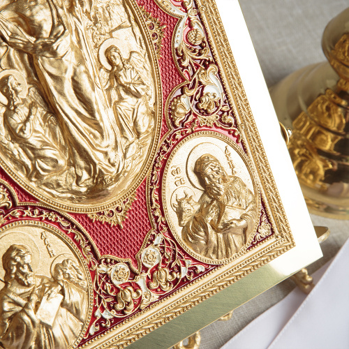 Евангелие напрестольное красное, полный оклад "под золото", 24х31 см фото 6