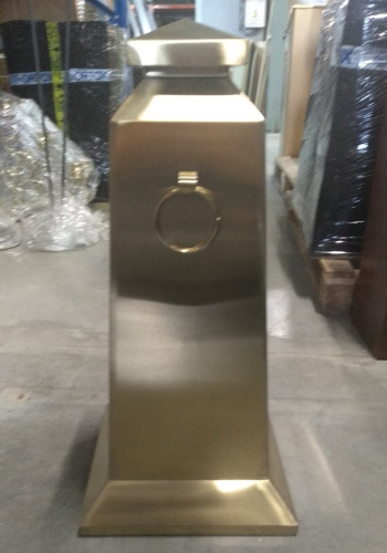 Столбик ограждения металлический, 32х67 см, цвет "под золото", У-1224 фото 3