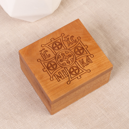 Крестильный ящик деревянный с наполнением, резной, 6,5х6х3,5 см фото 2