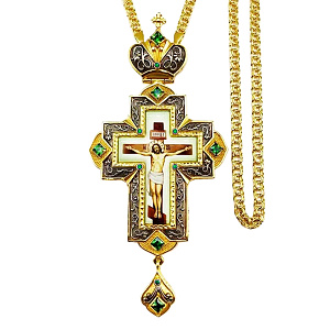 Крест наперсный латунный в позолоте с цепью, деколь, фианиты, 7,4х15,8 см (зеленые фианиты)