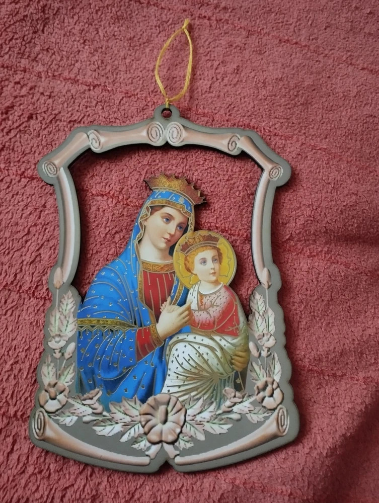 Икона Божией Матери "Страстная (Всепомогающая)" подвесная, фанера, 12,5х17,5 см, №1