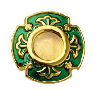 Мощевик врезной из ювелирного сплава в позолоте с зеленой эмалью, Ø 40/16 мм
