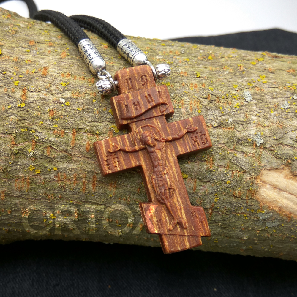 Деревянные мужские крестики. Деревянный крестик. Крест нательный деревянный. Нательный крестик из дерева. Крестик православный деревянный.