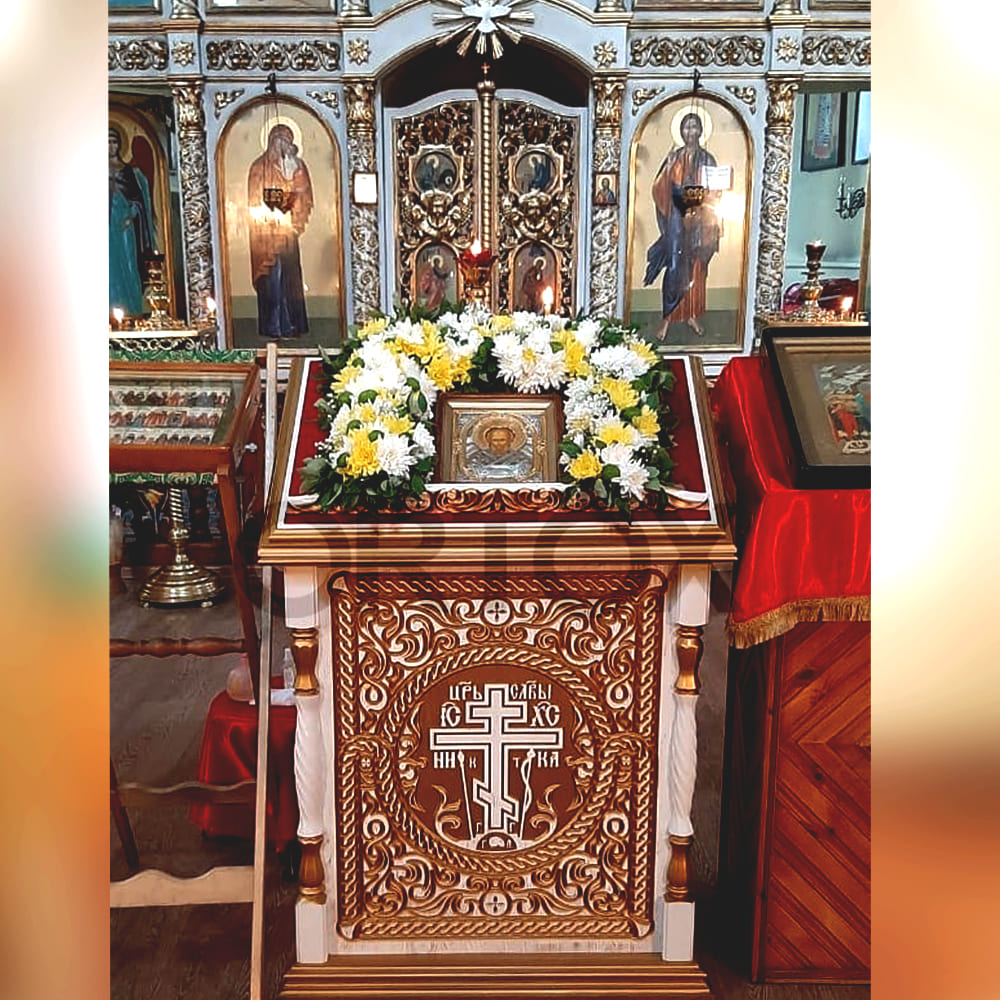 Аналой центральный "Ивановский" белый с золотом (патина), 85х50х120 см