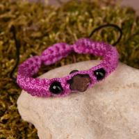 Браслет плетеный с крестиком, фуксия