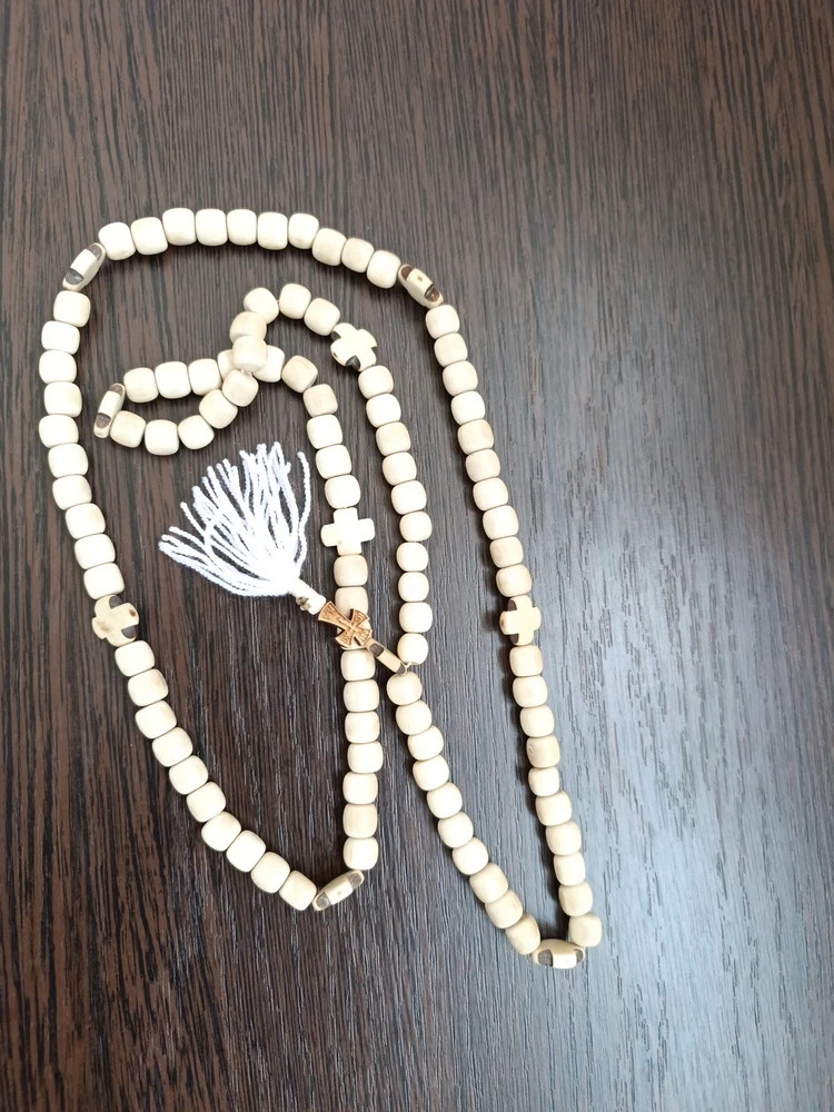 Четки из граба белые на 100 бусин