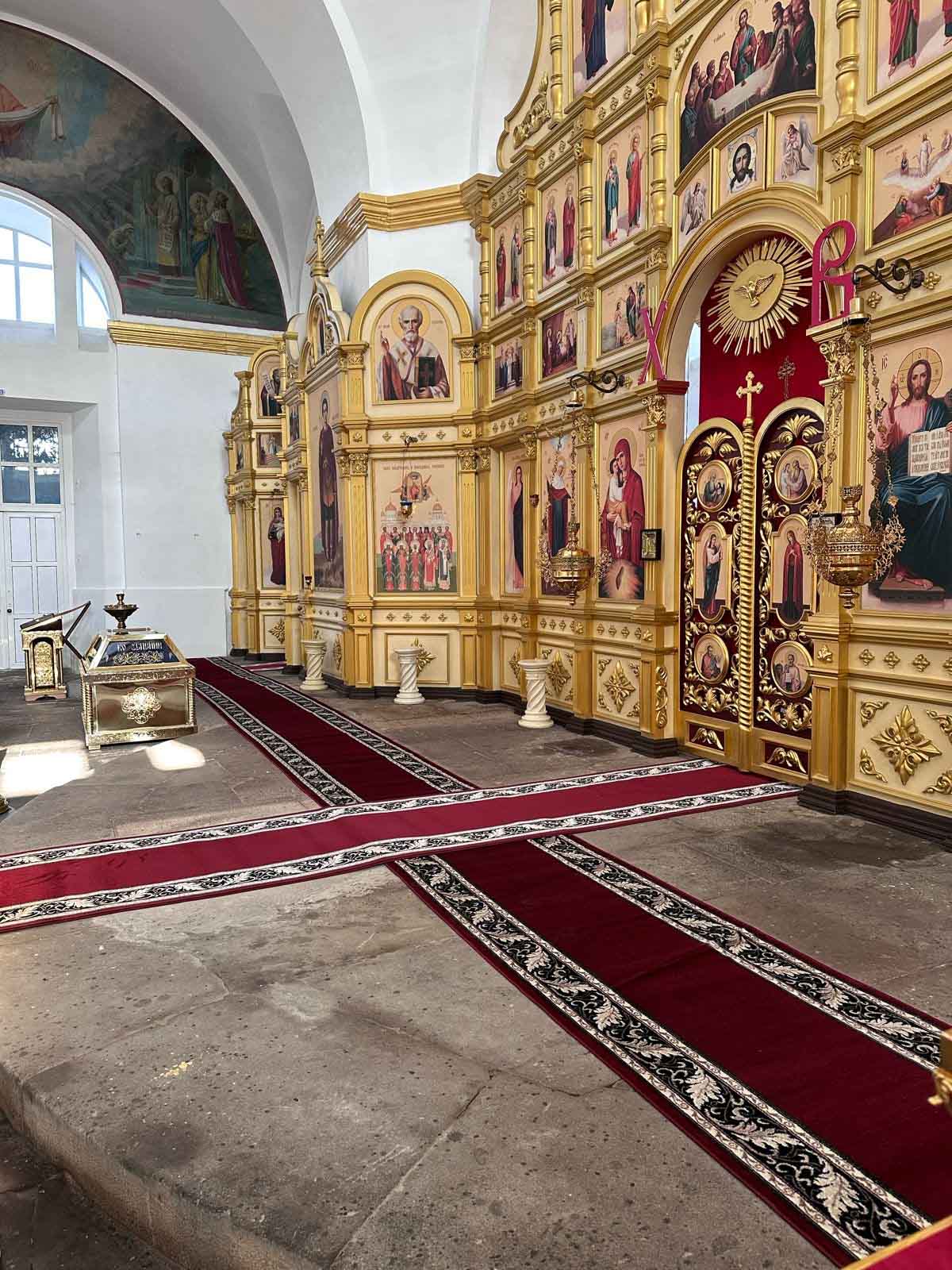 Ковровая дорожка красная, полипропилен