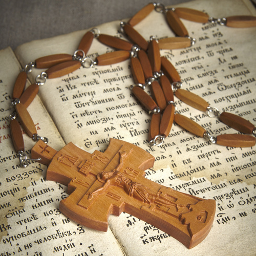 Крест наперсный "Наградной" деревянный резной, с цепью, 6,8х11,5 см фото 6