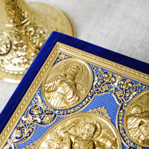 Евангелие напрестольное синее, оклад "под золото", бархат, эмаль, 24х31 см фото 9