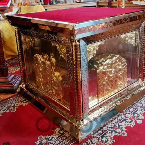 Облачение на престол "Золотые своды", чеканка, высота 107 см фото 9