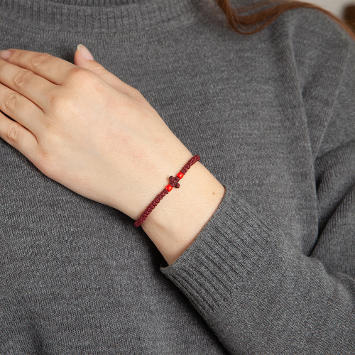 Браслет плетеный (четки-комбоскини) с пластиковыми бусинами, цвет бургундия фото 3 Браслет плетеный (четки-комбоскини) с пластиковыми бусинами, цвет бургундия фото 3