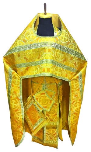 Иерейское облачение желтое, шелк, золотой галун с рисунком "крест"