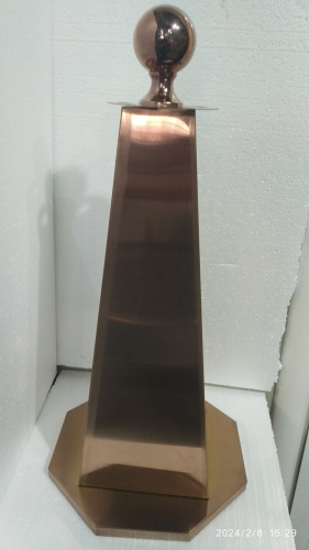 Столбик ограждения металлический, восьмигранное основание, 32х68 см, цвет "под медь", У-1081 фото 3
