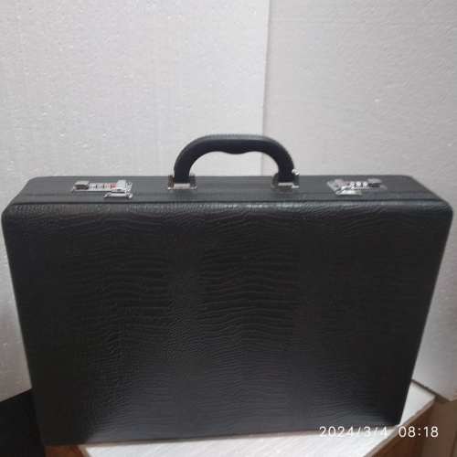 Требный чемодан без наполнения, 49,5х34,5х11 см, экокожа, У-1099 фото 2
