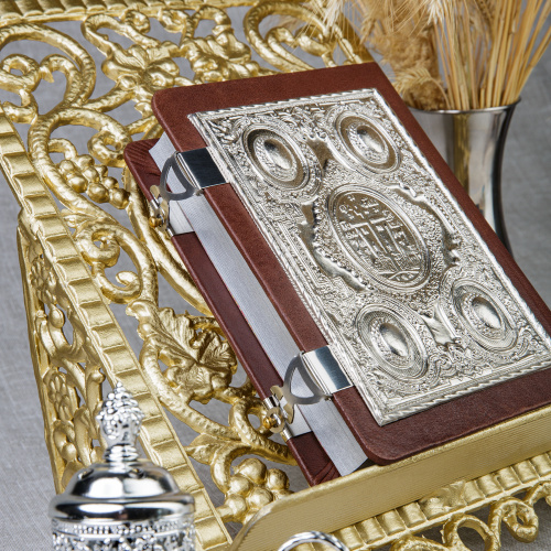Евангелие требное среднее коричневое, оклад "под серебро", кожа, 17х22 см фото 5