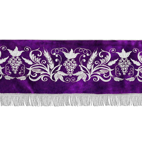 Пелена на престол комбинированная, фиолетовая с серебром, вышивка фото 3 Пелена на престол комбинированная, фиолетовая с серебром, вышивка фото 3