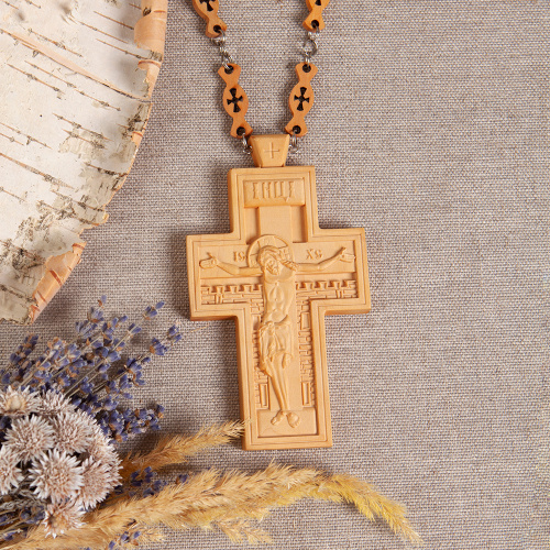 Крест наперсный деревянный резной, с цепью, 7х12 см фото 3