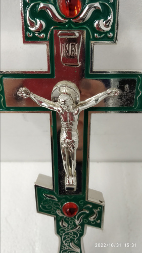 Крест напрестольный латунный, 14х26 см, зеленая эмаль, красные камни, У-0406 фото 3