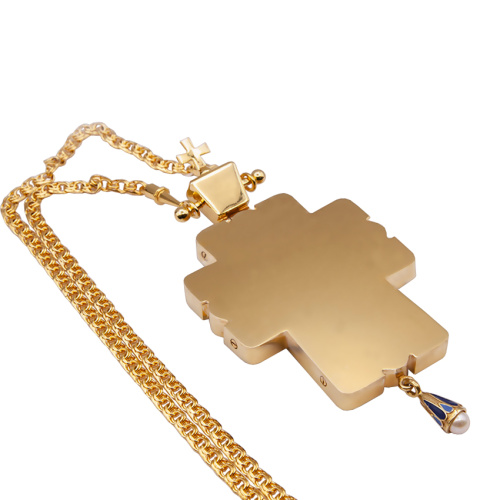 Крест наперсный из ювелирного сплава в позолоте с цепью, эмаль, 6,9х15 см фото 4 Крест наперсный из ювелирного сплава в позолоте с цепью, эмаль, 6,9х15 см фото 4