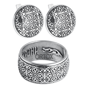 Комплект серебряный №3: кольцо и серьги, с чернением (размер 17,5)