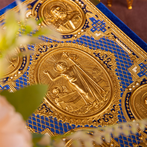 Евангелие требное среднее синее, оклад "под золото", бархат, эмаль, 17х22 см фото 7