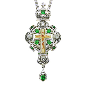 Крест наперсный серебряный, с цепью, зеленые и белые фианиты, высота 15 см (чернение)