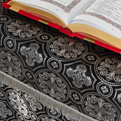 Облачение на престол с пеленой, шелк "Горненский", черное с серебром фото 8