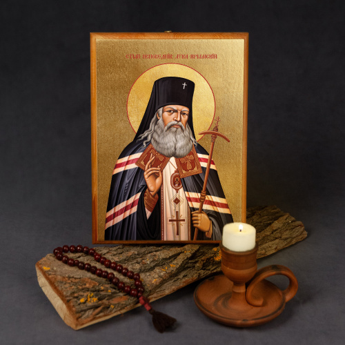 Икона святителя Луки Крымского на деревянной основе, цвет "кипарис", на холсте с золочением фото 4
