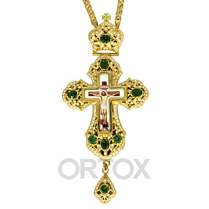 Крест наперсный латунный с цепью, позолота, фианиты, 8х17,5 см (зеленые фианиты)
