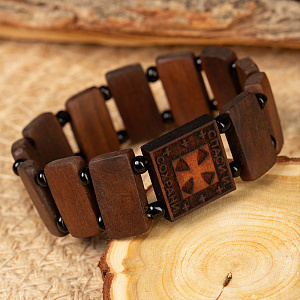 Браслет деревянный (самшит) "Спаси и сохрани", прямоугольные бусины (дерево)