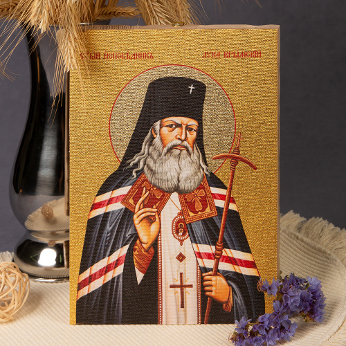 Икона святителя Луки Крымского на деревянной основе светлая, на холсте с золочением фото 2