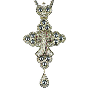 Крест наперсный серебряный, с цепью, гематиты, высота 18 см (вес 237 г)