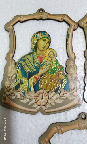 Икона Божией Матери "Страстная (Всепомогающая)" подвесная, фанера, 12,5х17,5 см, У-0733 фото 5