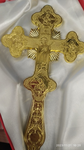 Крест напрестольный, цинковый сплав, цвет "под золото", 16,4х28 см, У-0926 фото 2