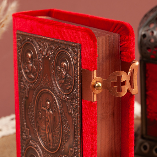 Евангелие требное малое красное, оклад "под бронзу", бархат, 12х16 см фото 5
