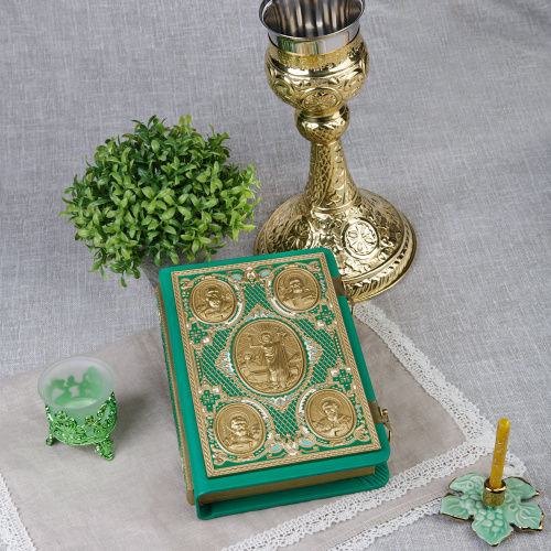 Евангелие требное среднее зеленое, оклад "под золото", кожа, эмаль, 17х22 см фото 5