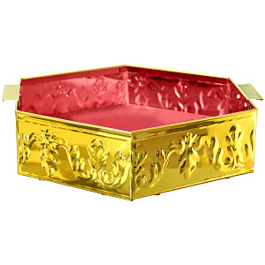 Блюдо для пожертвований шестигранное, чеканка, 34х32х8 см (красная ткань)