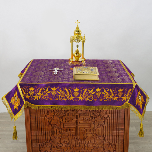 Пелена на престол комбинированная, фиолетовая с золотом, вышивка фото 4