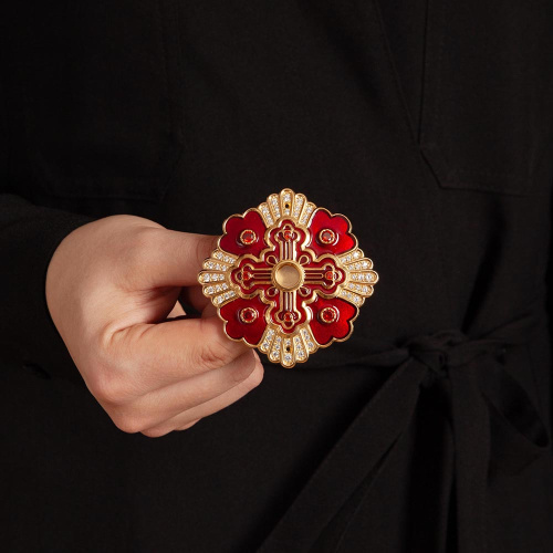 Мощевик накладной из ювелирного сплава в позолоте с эмалью и фианитами, Ø 75/9 мм фото 3