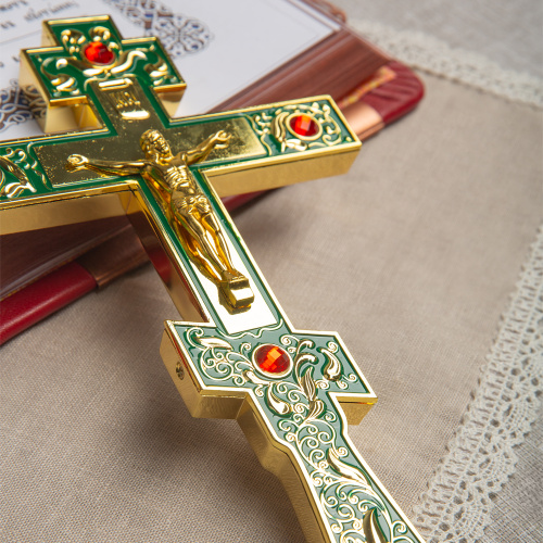 Крест напрестольный, зеленая эмаль, красные камни, 14х26 см фото 4