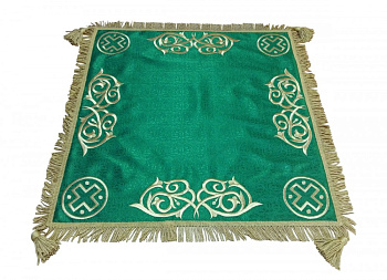 Покрывало зеленое вышитое (покров церковный), парча, 77х77 см (машинная вышивка)