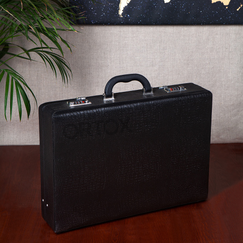Требный чемодан без наполнения, 49,5х34,5х11 см, экокожа фото 12