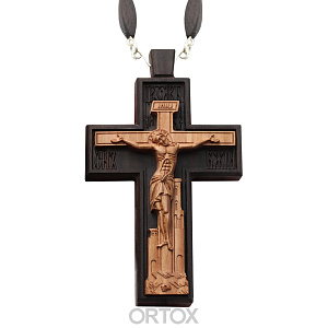 Крест наперсный протоиерейский деревянный резной, с цепью, 7х12 см (защитный лак)