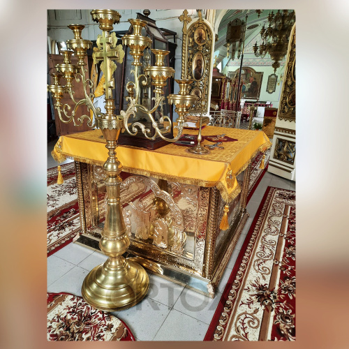 Облачение на престол "Золотые своды", чеканка, ткань, высота 105 см фото 10