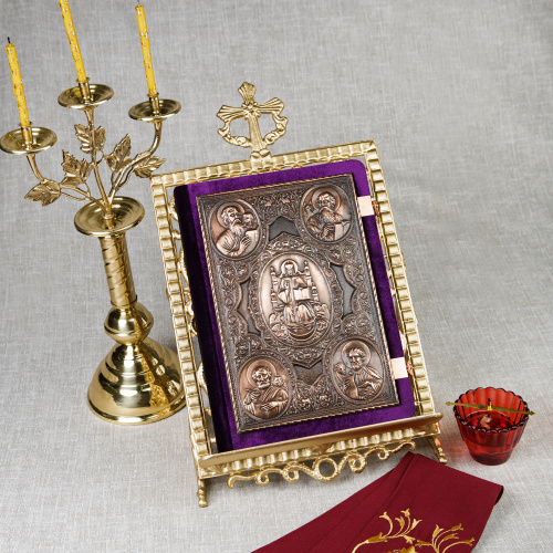Апостол фиолетовый, оклад "под бронзу", бархат, 23х30 см фото 2